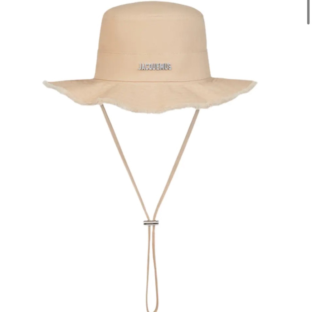 Jacquemus bucket hat